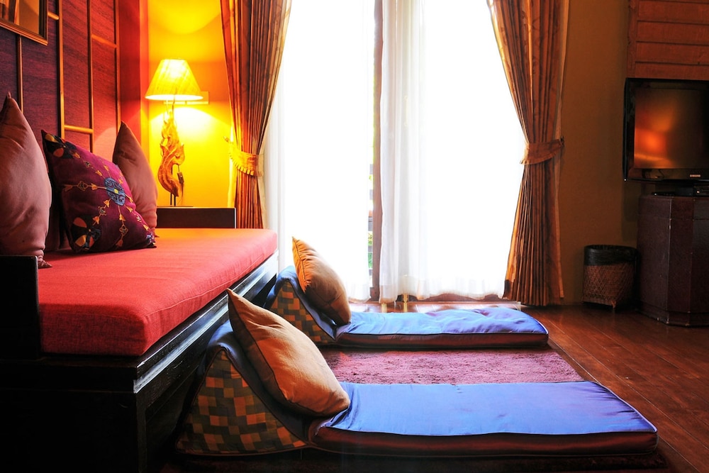 Executive Deluxe Room - Photo 10