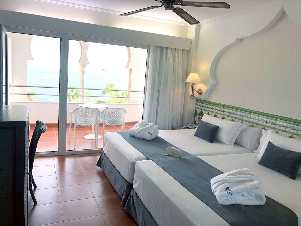 Superior Double Room, Garden Area - Photo 4