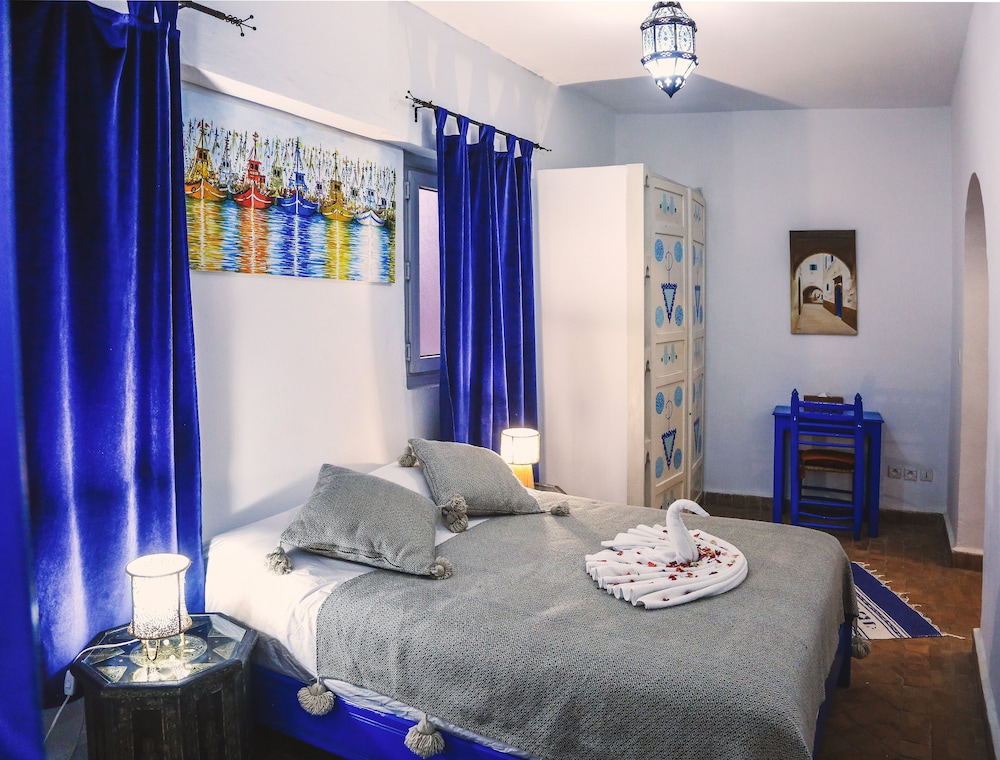 Triple Room (Raya)