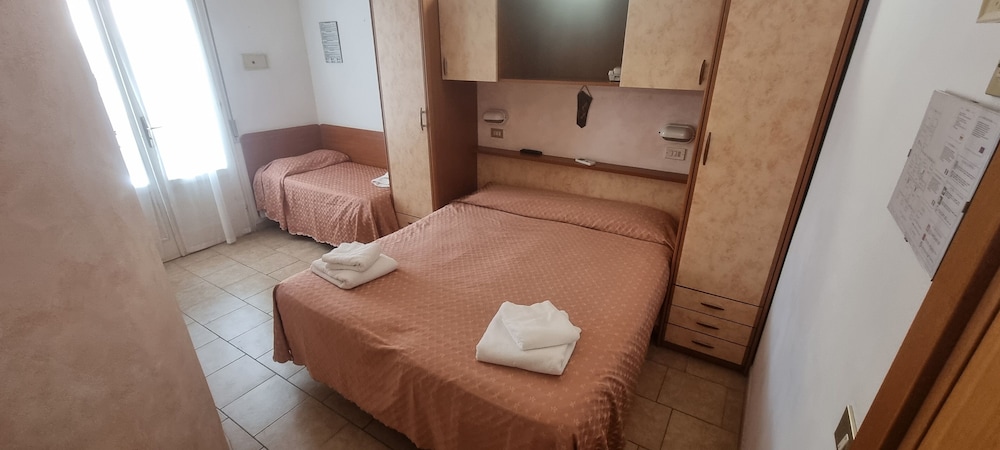 Comfort Triple Room, Balcony