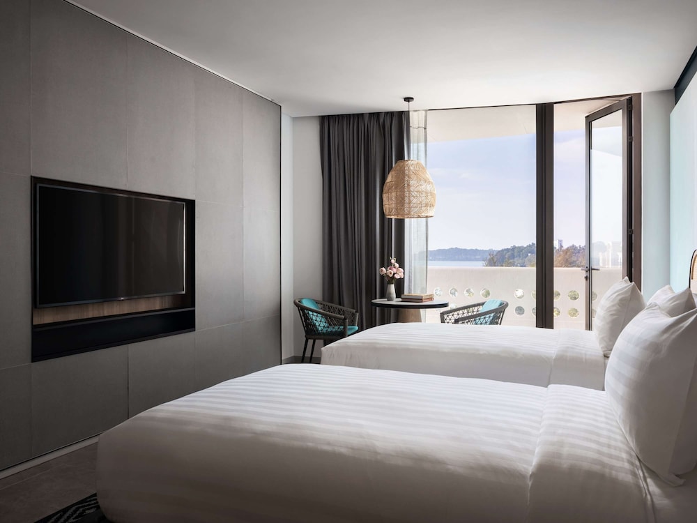 Superior Room, 2 Twin Beds, Ocean View - Photo 6