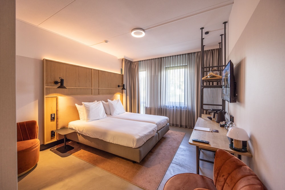 Comfort Room, 2 Twin Beds, Private Bathroom