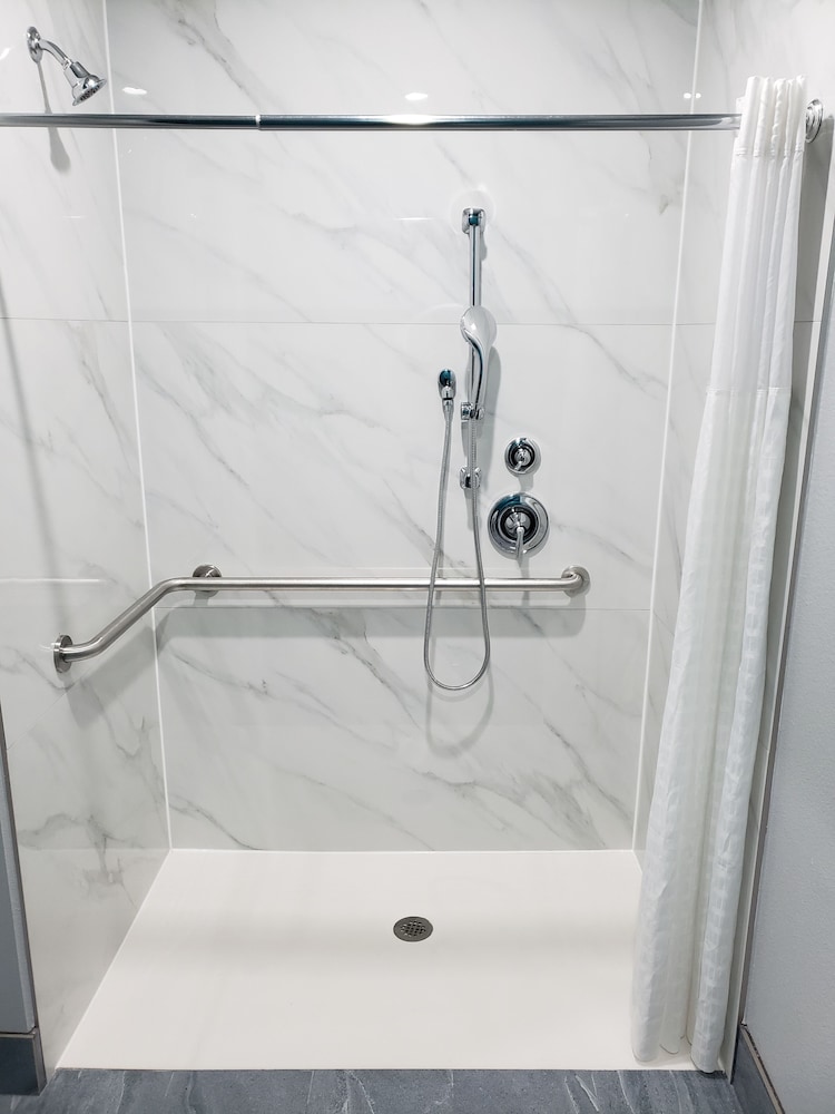 Room, 2 Queen Beds, Accessible, Kitchenette photo 2