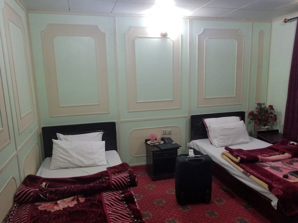 Deluxe Double Room photo 3