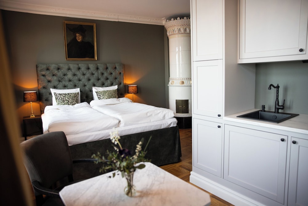 Deluxe Double Room photo 2