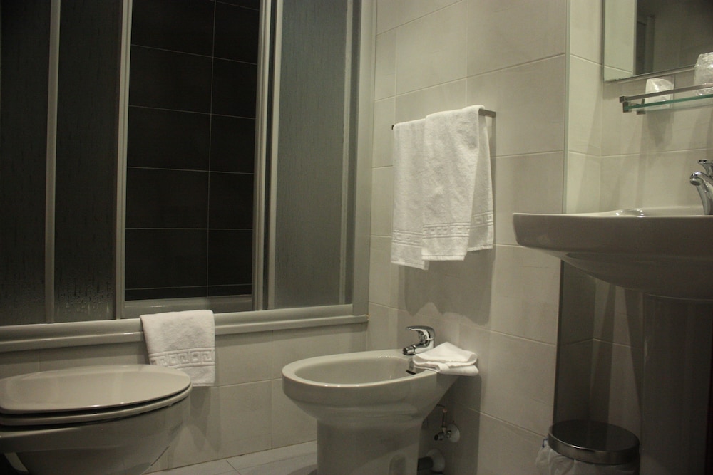 Superior Twin Room, Balcony photo 3