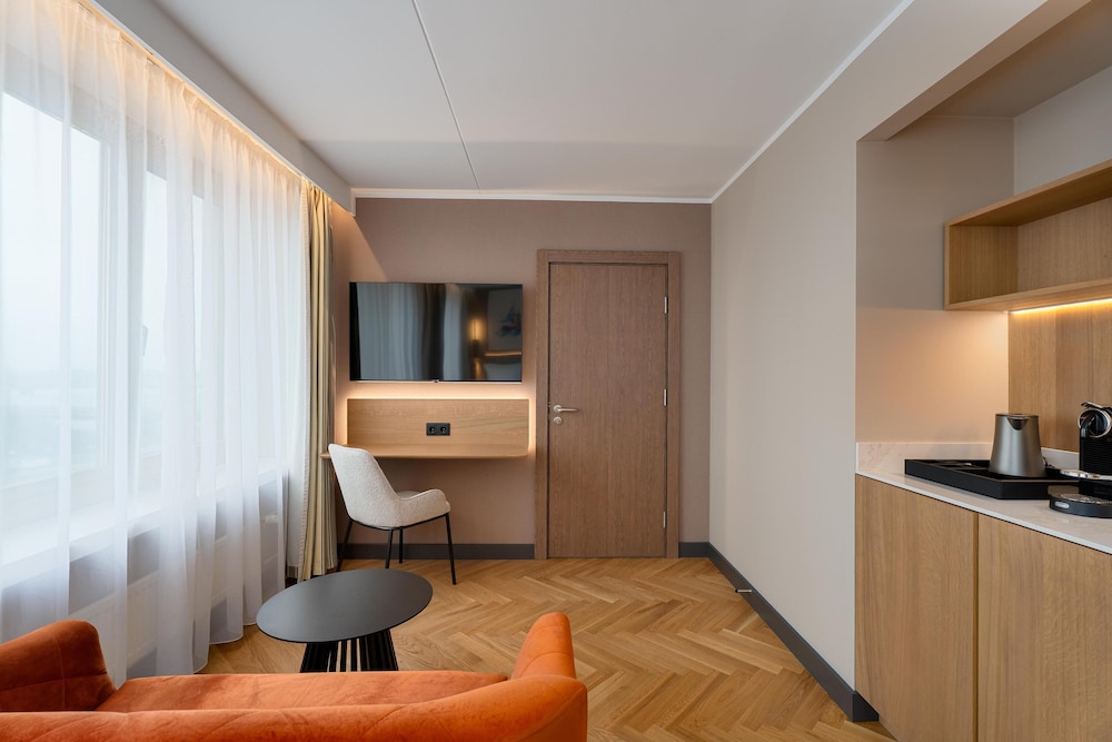Superior Room (Riverside) - Photo 3