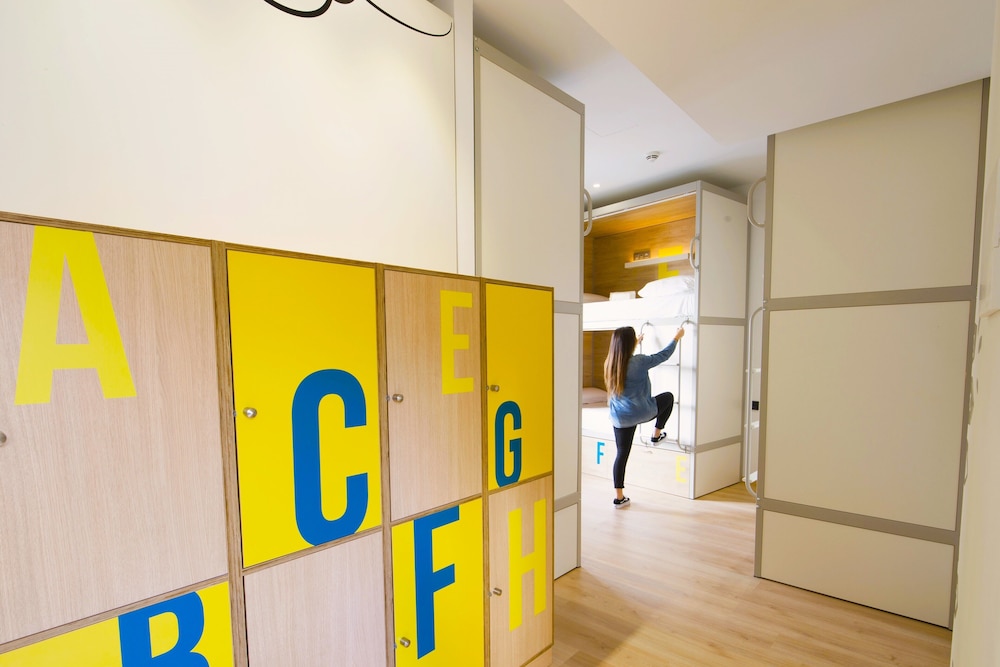 Shared Dormitory, Women only, Shared Bathroom (1 bed in a 8-Bed Dormitory Room)