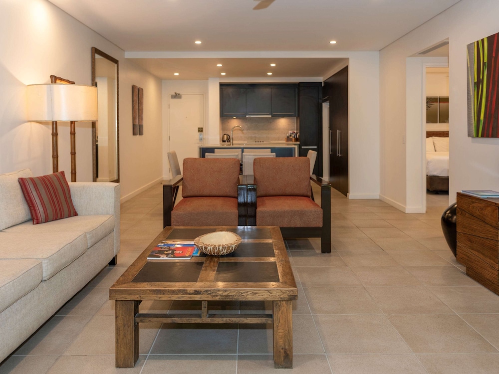Apartment, 2 Bedrooms, Pool View (Penthouse) - Photo 12