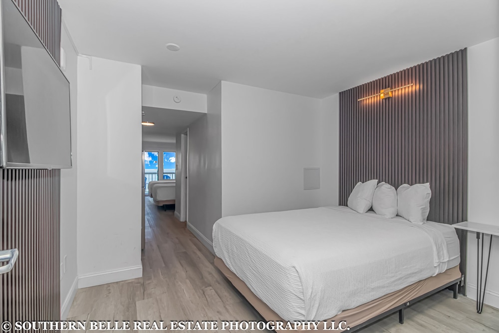 Junior Suite, Multiple Beds, Balcony, Ocean View
