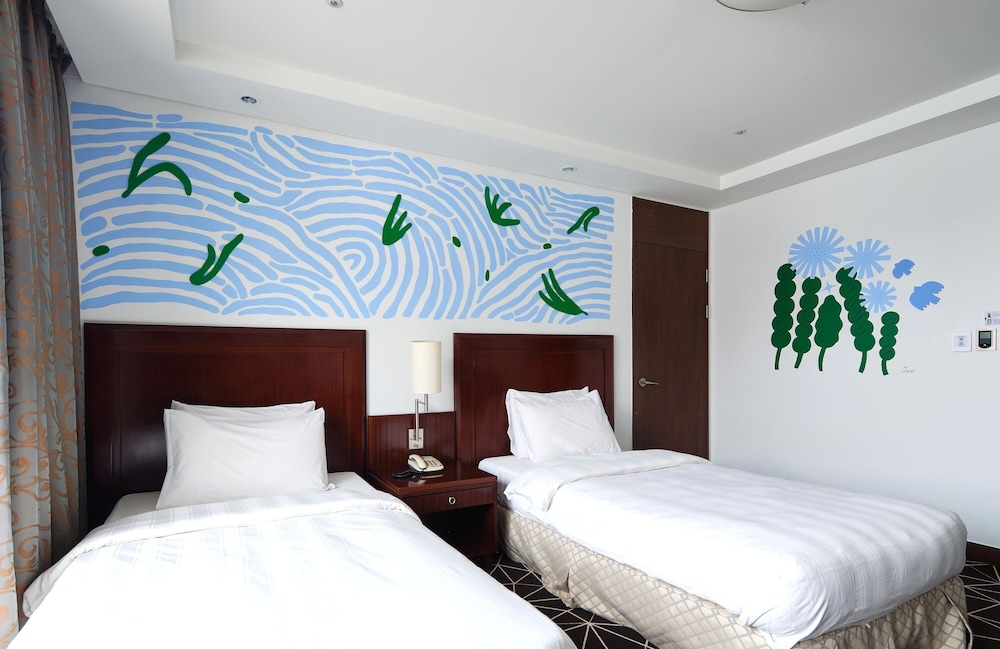 Artstay Standard Twin photo 1