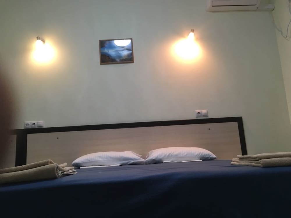Economy Double Room photo 1