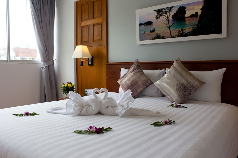 Superior Double or Twin Room photo 2