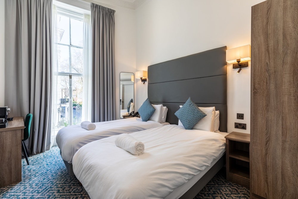Premium Twin Room, Ensuite (Deluxe)
