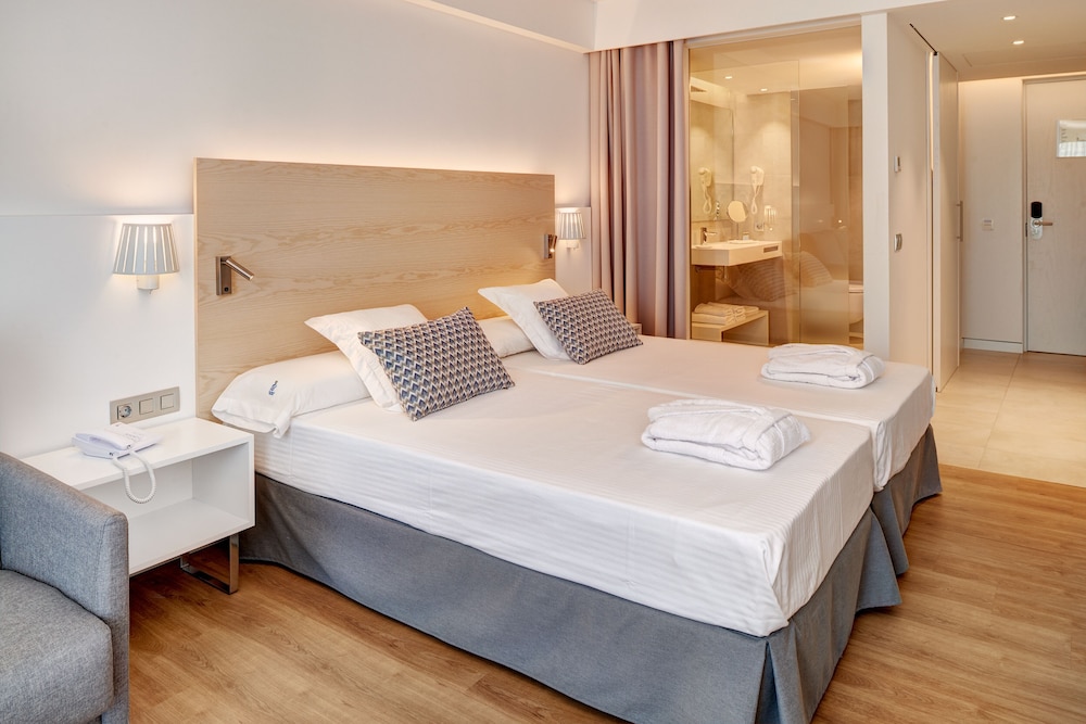 Suite Estudio Junior con Balcón