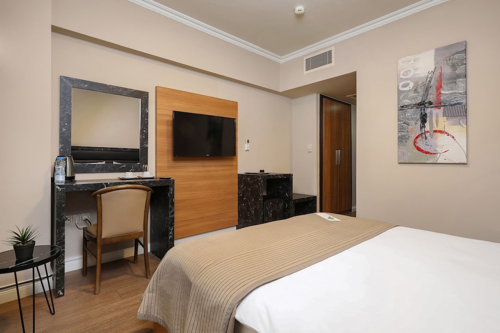 Comfort Room photo 2