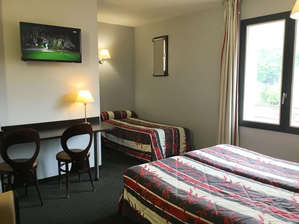 Family Triple Room (3 pax) - Photo 1