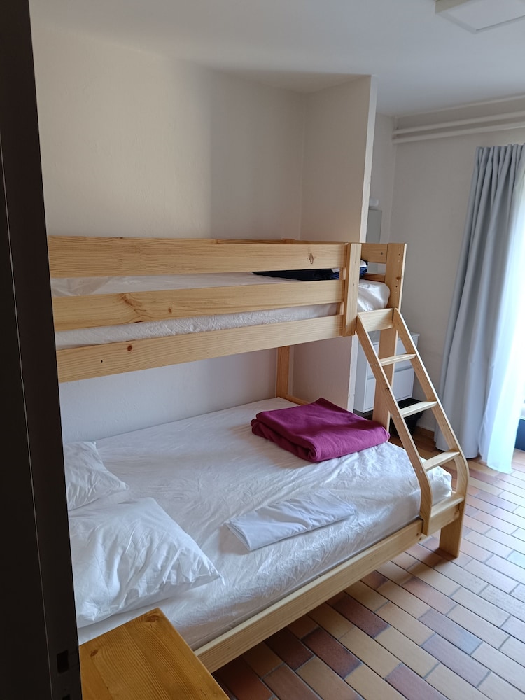 Economy Double Room photo 1