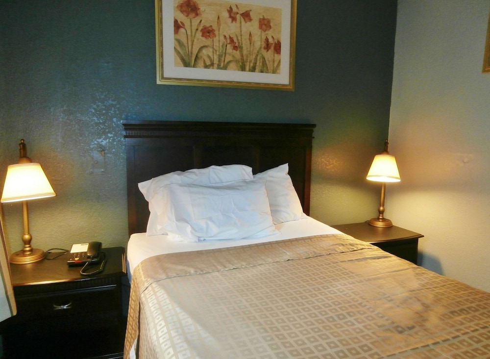 Room, 1 Double Bed, Accessible, Non Smoking - Photo 5