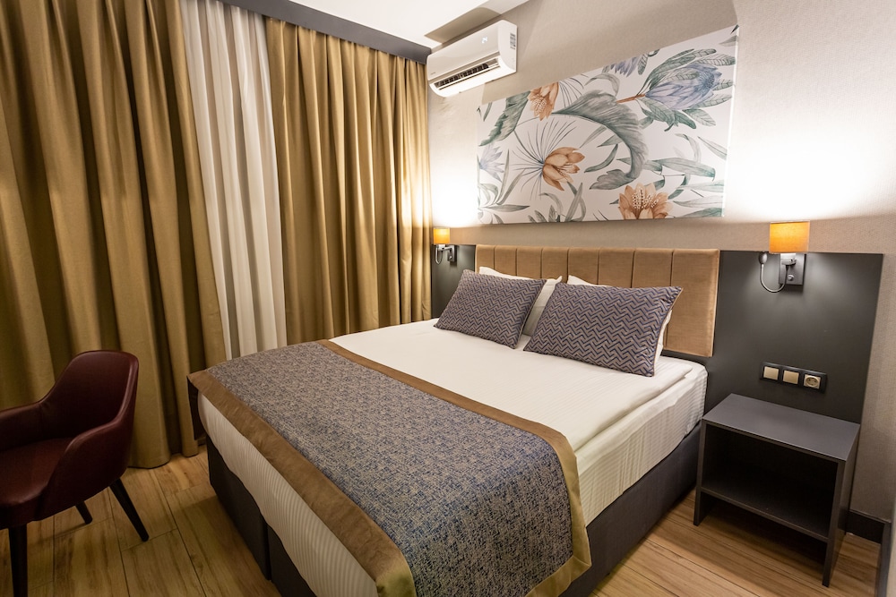 Standard Double Room - Photo 4