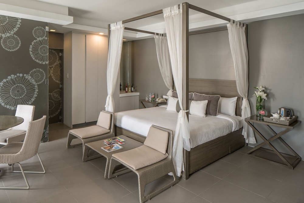 Executive Suite photo 3