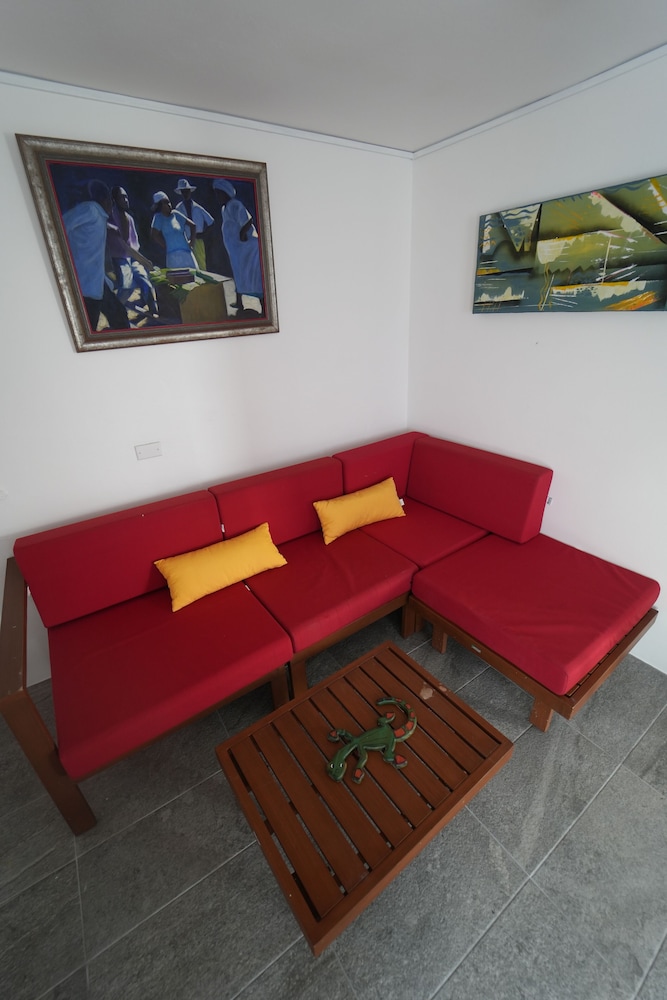 Signature Suite, 1 Bedroom, Ocean View photo 2