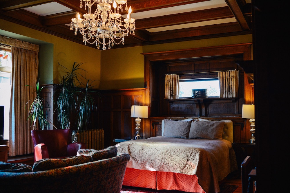 Windsor Oak - Deluxe Room, 1 Queen Bed photo 2