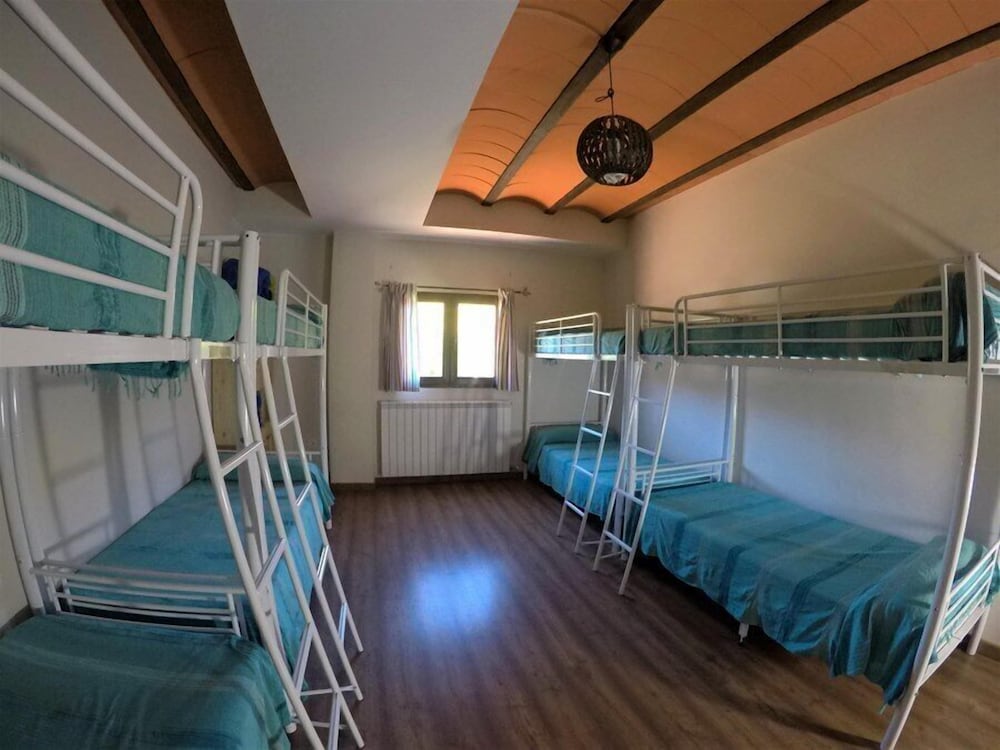 Dormitorio compartido, Dormitorio mixto (Valdemadera)