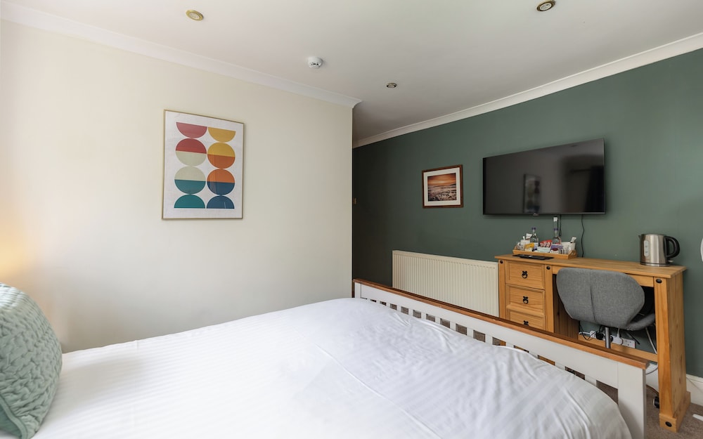 Standard Double Room, Ensuite photo 3