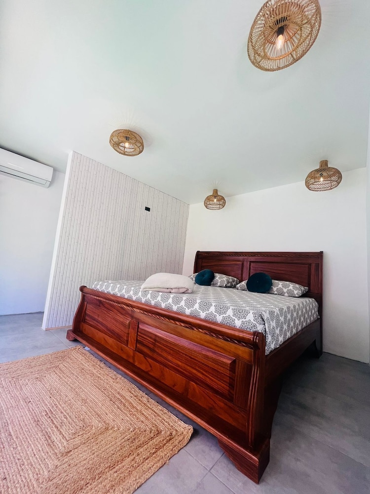 Exclusive Villa photo 1