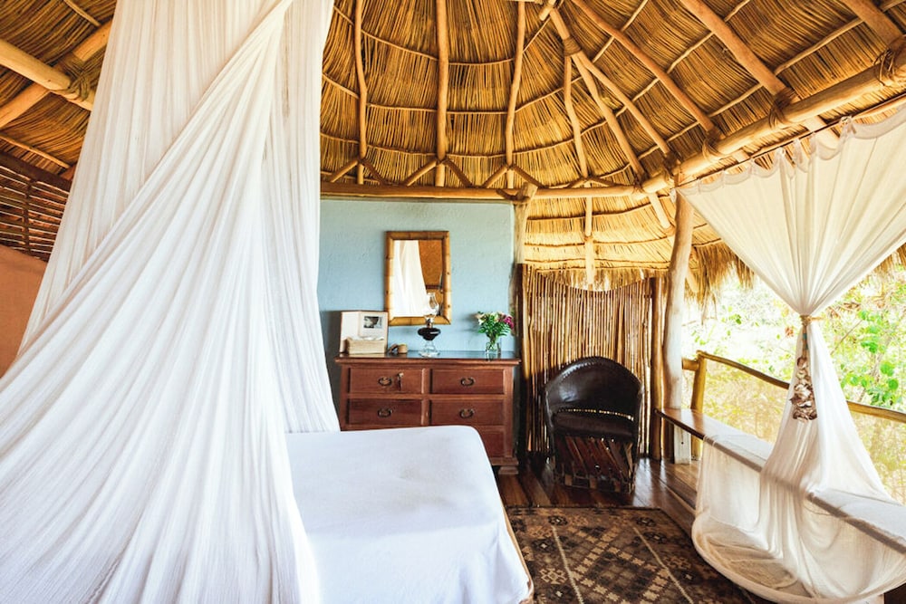 Luxury Studio Suite, Beach View