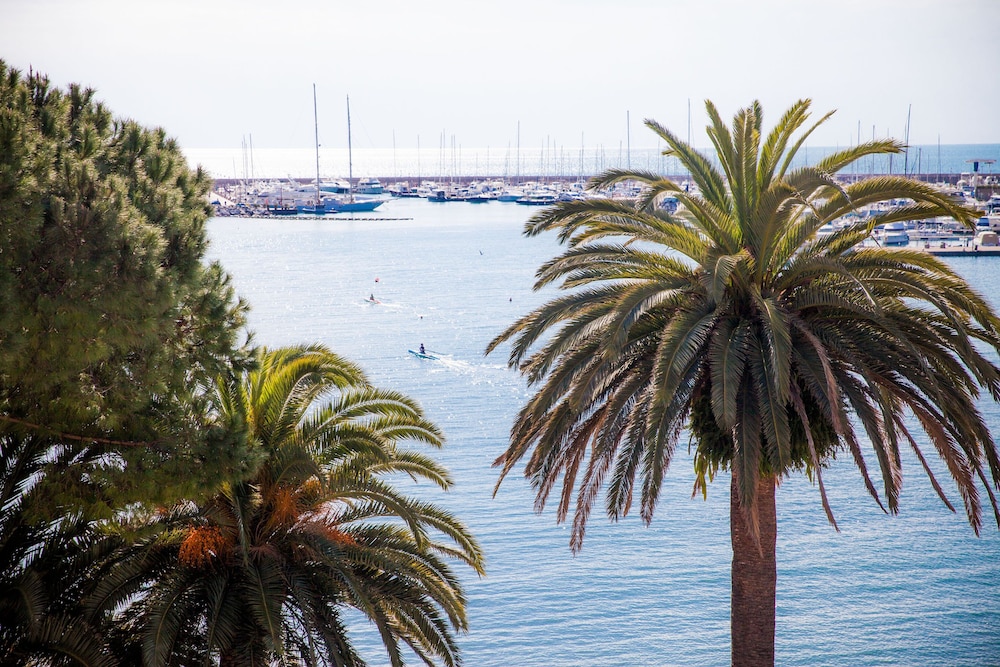 Deluxe Double or Twin Room, Balcony, Sea View - Photo 6