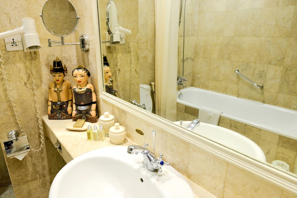 Executive Room, 1 King Bed (Phoenix) - Photo 4