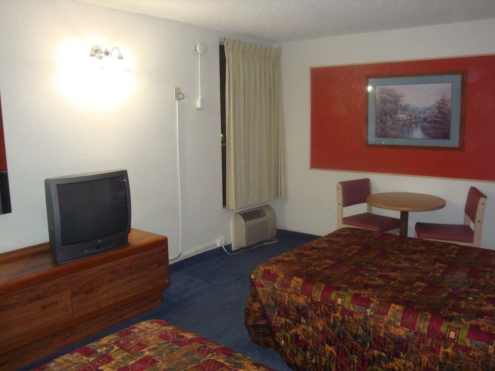 Standard Room, 2 Double Beds
