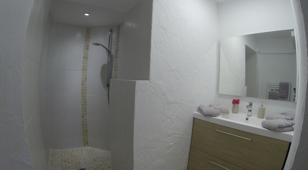 Deluxe Apartment, Multiple Beds, Terrace photo 3