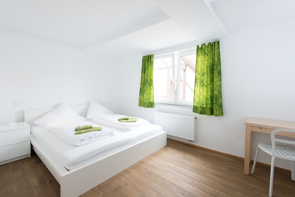 Deluxe Apartment, 2 Bedrooms, Balcony, Garden View photo 1