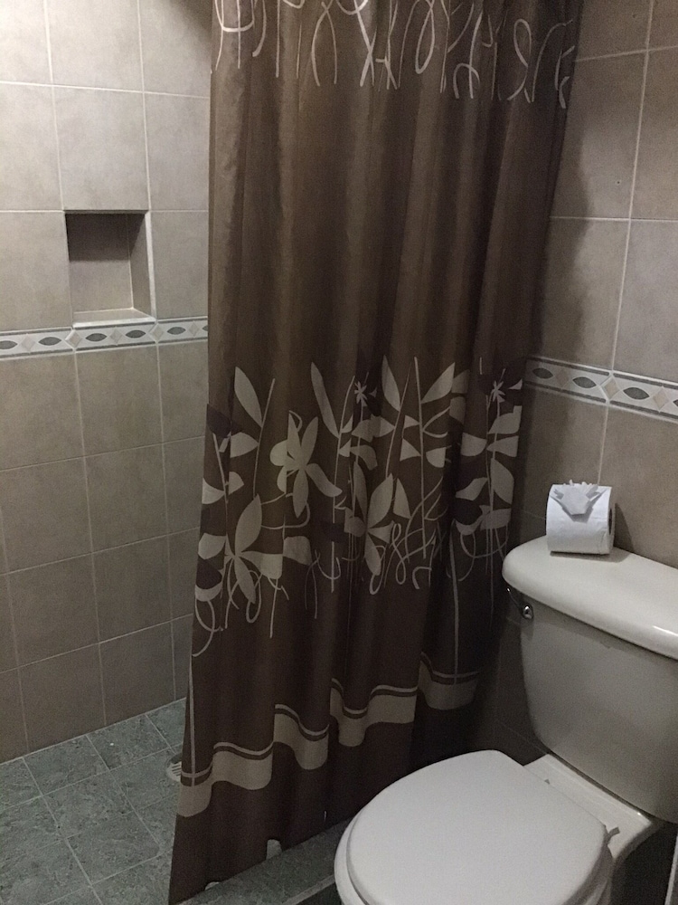 Basic Apartment photo 2