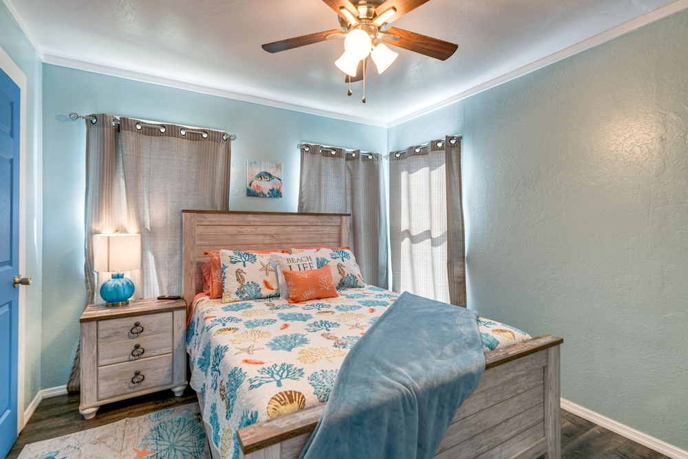 House (2 Bedrooms) photo 2
