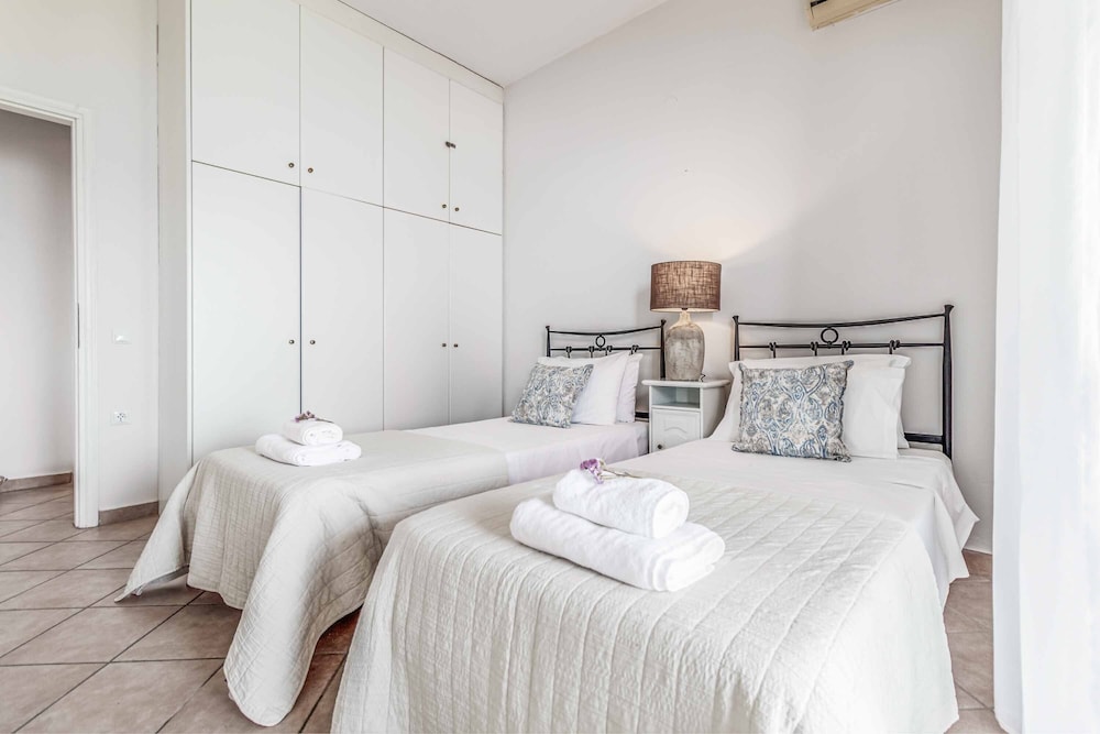 Villa (3 Bedrooms)