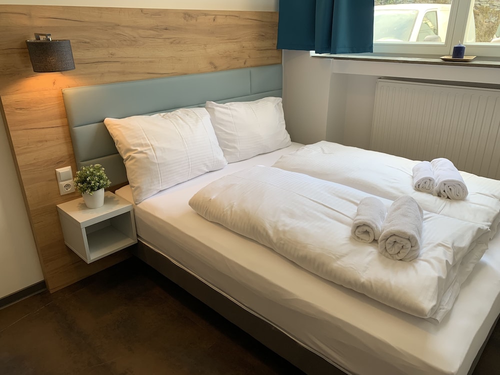 Economy Double Room - Photo 1