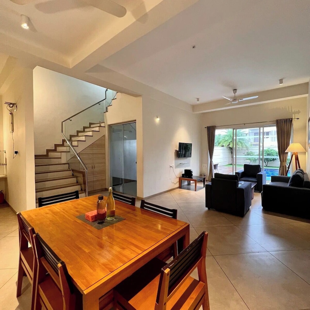 Luxury Villa photo 3