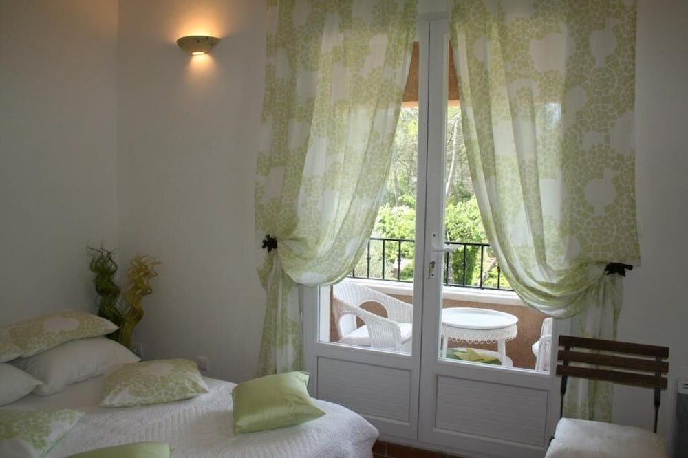 Double Room (L'Olivier) photo 1