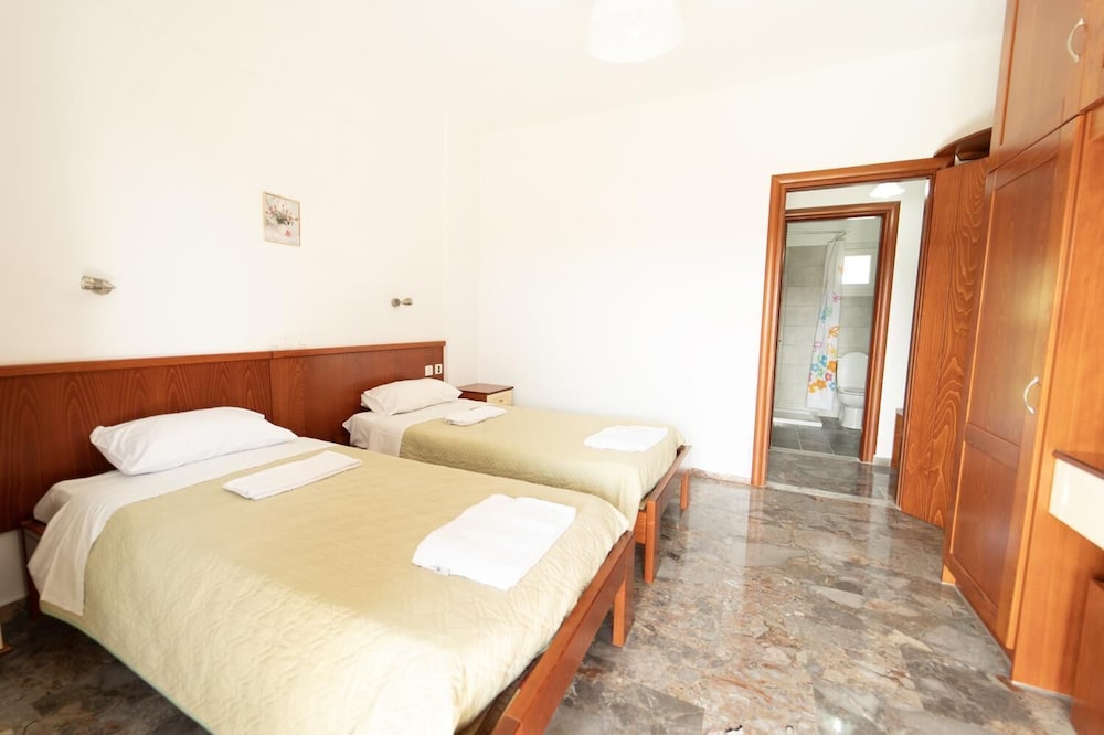 Comfort Apartment, 2 Bedrooms, Balcony, Garden View