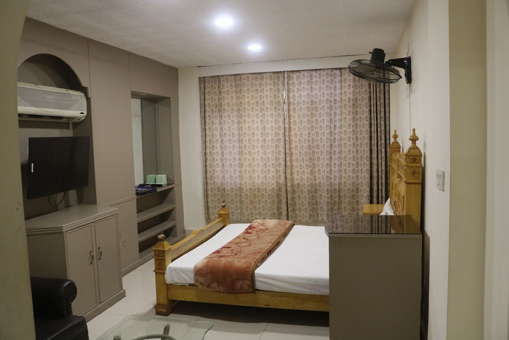 Suite photo 1