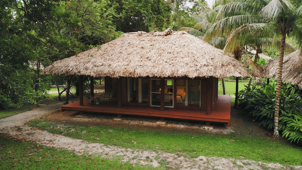 Modern Jungle Cabana w/ Air Conditioning photo 3