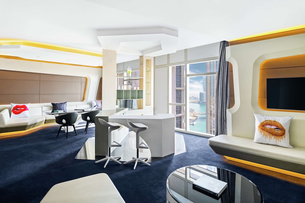 Elite Suite, 1 King Bed (Mega)