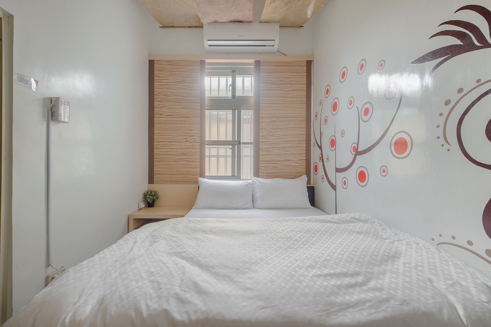 Economy Double Room photo 2