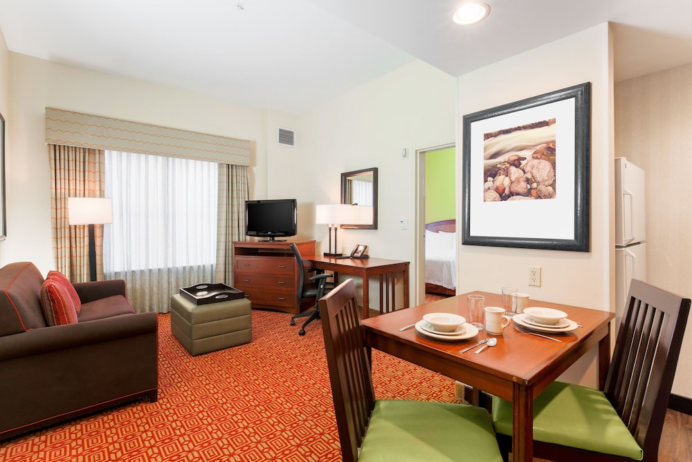 Suite, 1 King Bed, Accessible, Non Smoking (Hearing) - Photo 7