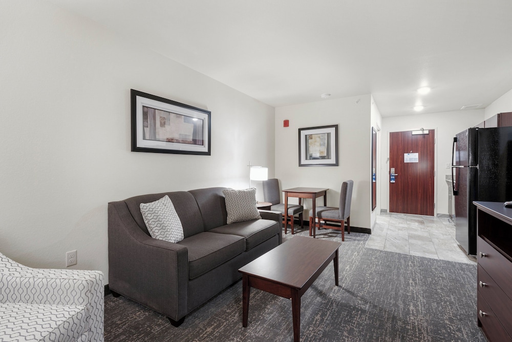 Suite, 1 King Bed with Sofa bed, Non Smoking (with Audible/Visual Alert) - Photo 8
