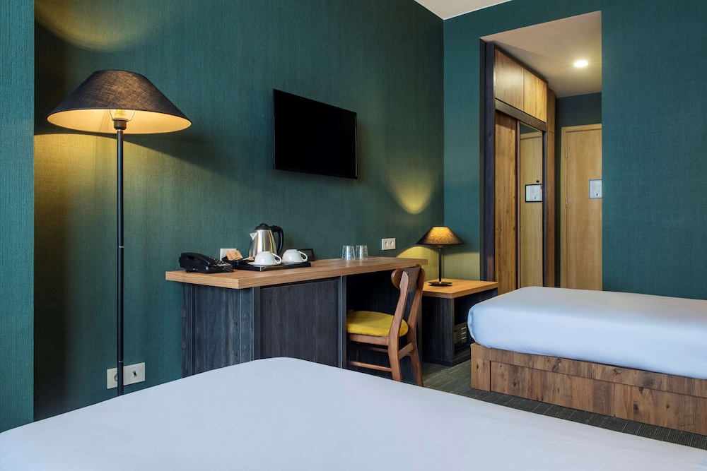 Superior Room, 2 Twin Beds, Balcony, Mountain View - Photo 6